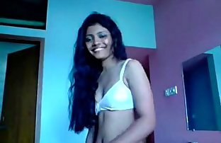 Desi Indian GirlFriend Fucked by Boyfriend in Hotel