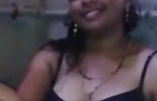 Cute Andhra desi babe showing boobs n pussy