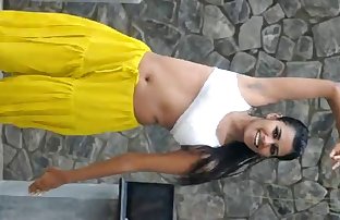 Desi girl dancing