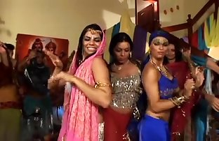 حقیقی ہندو بھارتی رقص لڑکی 3 سوراخ بھرے