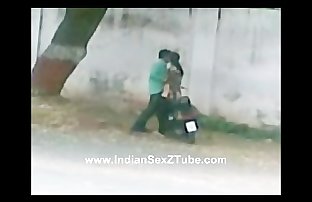 Indian Sex in public street north india