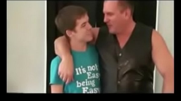 Papa gibt mir eine Lektion