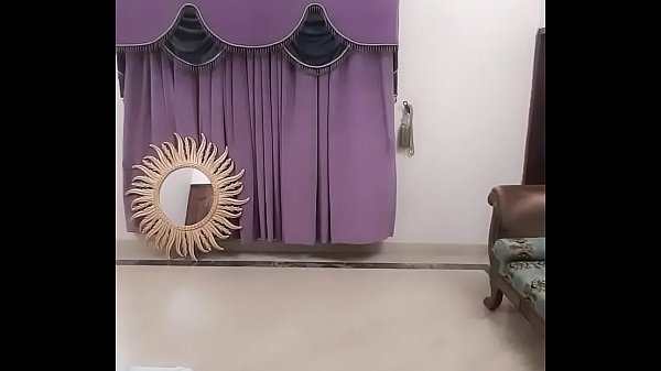 Desi si sditalina dal vivo in cam