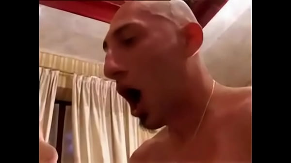 Una calda trans bionda inveisce in tutte le posizioni - Roberta Cavalcante