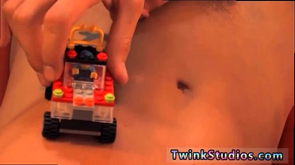 Indische nackte schwule Sexvideos Levon und Aidan sehen sich gerne schwule Pornos an