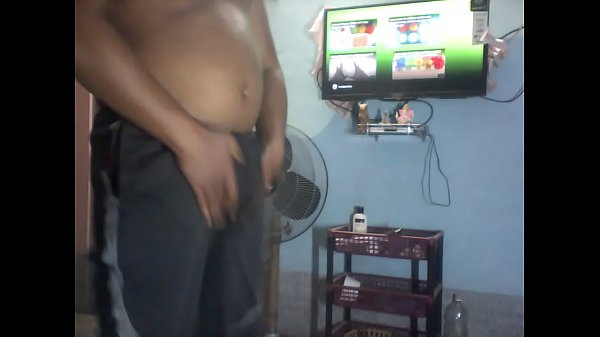 Sam giật desi vòi nước