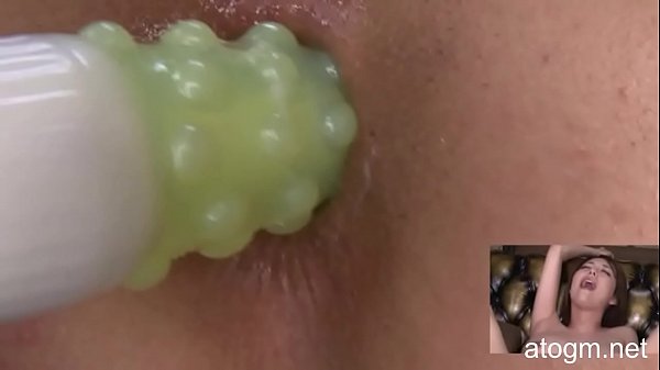 Senza censura! Nessun mosaico! CALDA ragazza giapponese ottiene un vibratore anale! Orgasmi anali duri! (#3 Parte 5) (www.atogm.net)