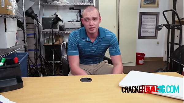 Sub Cracker necesita el trabajo de un agente de casting negro queer