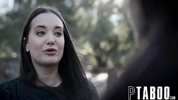 Gia Paige, Avi Love, Silvia Saige in vacanza in famiglia