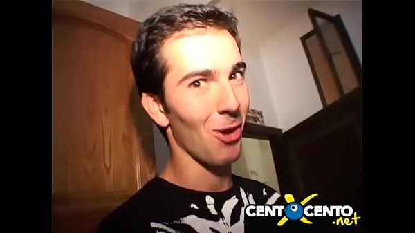 I'm a slut and I'm a slut! Venetian nymphomaniac at CentoXCento 1 of 8