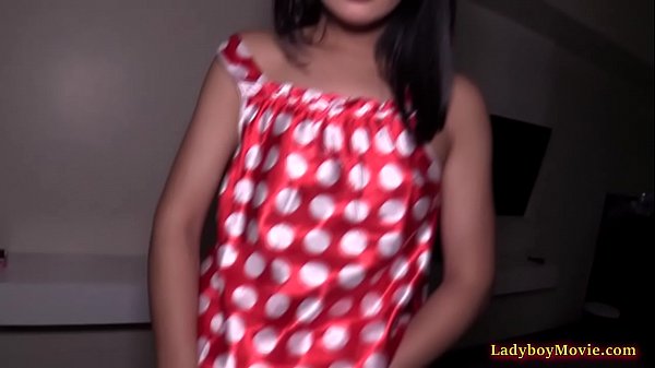 Adolescente Ladyboy Meme Follada A Pelo