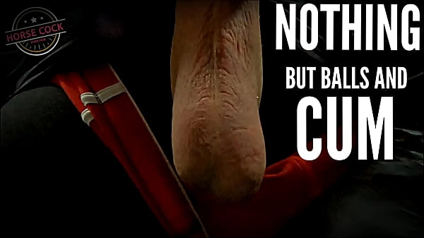 Grosse palle che rimbalzano da un cazzo enorme Spogliarellista solista bisessuale con sborrata calda e bagnata e gioco di sperma dal punto di vista di un grosso cazzo bianco da vicino