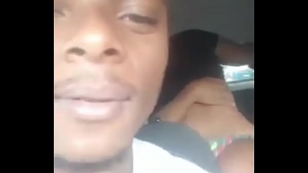 Ungefähr eines Tages mit Suzy Furac&atilde_o Will Mastro und Felipe Paradise an den Strand gehen