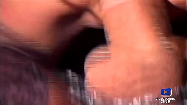 Alexandra, une amazone blonde qui adore se faire enculer