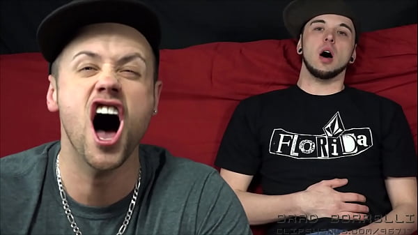 Brad Borrelli e Mr Bliss ruttano davvero forte e profondo per te