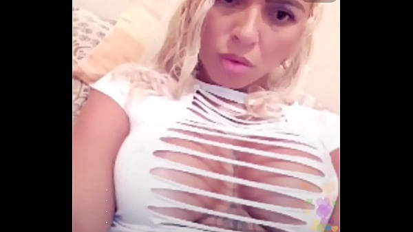 naughty marcia dias on insta showing breasts