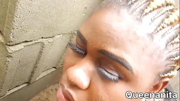 Nơi khó khăn nhất của tôi khi làm tình với bạn của chồng tôi khi chồng tôi đi một lúc