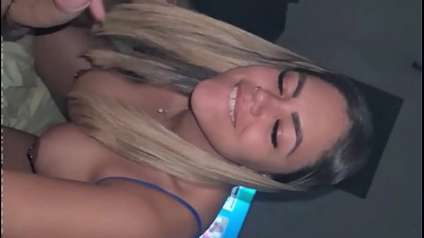 Rangel Carlos em uma Foda quente atr&aacute_s da arvore na trilha