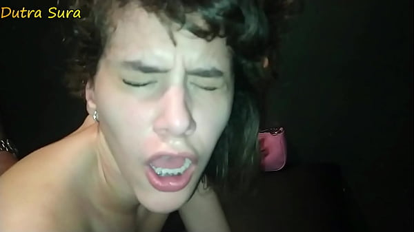 Se o corninho pediu, eu fa&ccedil_o: chamou um dotado pra me comer na Spicy Club