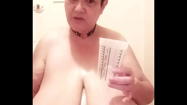 2025 08 21 la chienne Marie s'humilie et suce