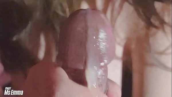 Indonesischer Bokep: Prüfung bestanden, Zeit zu bezahlen &ndash_ Frecher Student lutscht den Schwanz des Dozenten und nimmt Sperma