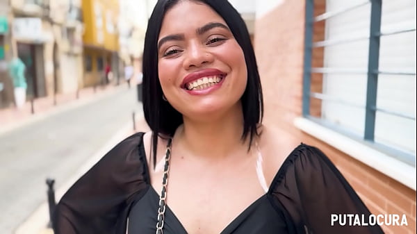 PutaLocura - Big ass waitress Makarena looks for a job and ends up getting fucked in Pilladas