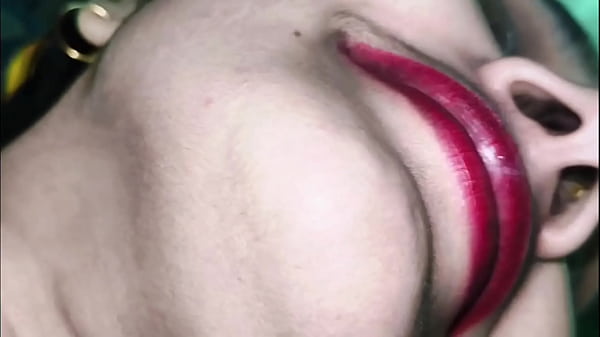 मेरे पति के जाते ही मेरे ससुर मेरे कमरे में आ गये. मेरे स्तनों को चूसने के बाद उसने अपना लिंग मेरी योनि में डाल दिया। फिर उसने मुझे जोर जोर से चोदा