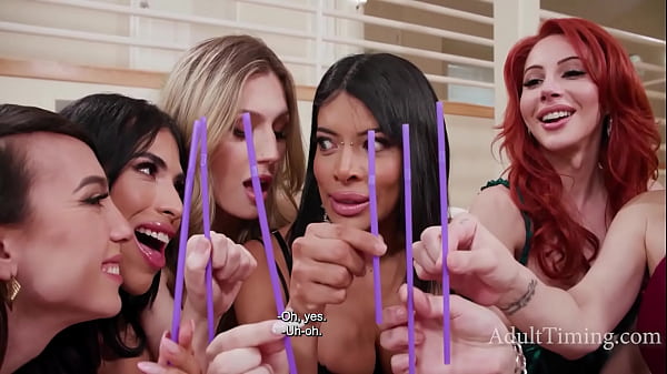 Trans Club spielt ein Spiel, um zu entscheiden, wer heute den Tiefpunkt erreicht – Khloe Kay, Jade Venus, Ariel Demure, Kasey Kei, Lola Morena, Avery Lust