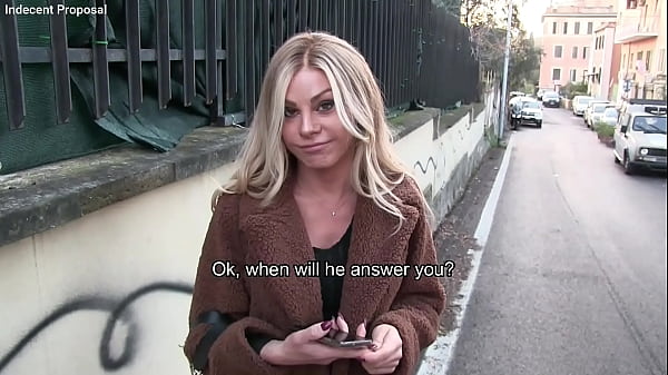 Esclusivo - La calda ragazza italiana accetta 1000 euro e si fa inculare - Sottotitoli in inglese