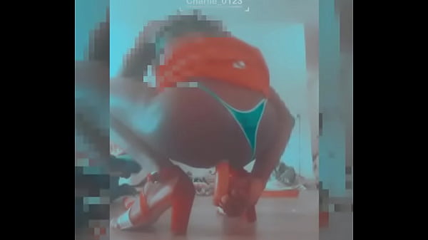 Saucisse de courgettes tomates cerises en fête