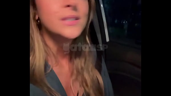 Fui conhecer o quarto do cara da BBC que me fodeu deliciosamente sem camisinha, sem o corno e voltei para casa cheio de porra! - COMPLETO EM VERMELHO