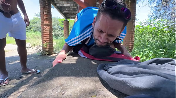 La più grande orgia del parco, 3 CARIOCAS CHE PRENDONO MOLTO LATTE NEI LORO AMICI.