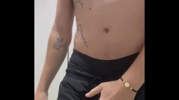 I like to squirt so it feels much better, enjoy it