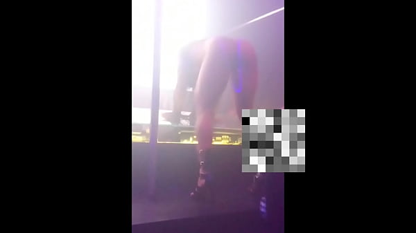 LENEV8 CAUSÓ EN CASA DE SWING SE QUITÓ LA ROPA Y FOLLÓ EN LAS CABAÑAS CON UN DESCONOCIDO ENCIMA COMO LE GUSTA AL TRAVIESO