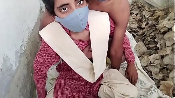 Indian village desi school girl come to forest and fucked her