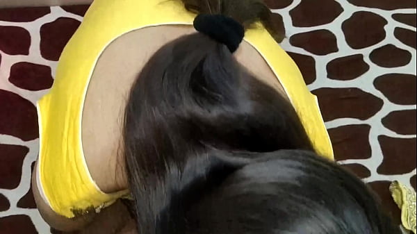 Sorellastra indiana calda scopa con il fratellastro! Desi Taboo con audio hindi e chiacchiere sporche, gioco di ruolo, saarabhabhi6, hot