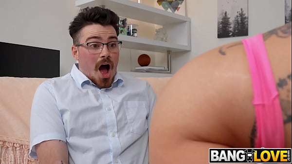 Beutetherapie Logan Xander, Elana Bunnz