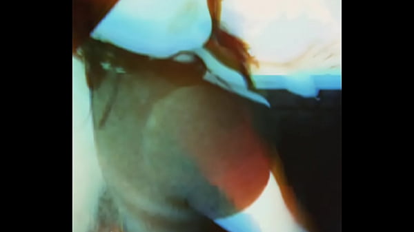 Tôi muốn bạn lấp đầy miệng và âm hộ của tôi bằng sữa tổng hợp (Hãy nói cho tôi biết nếu bạn muốn cho tôi sữa)