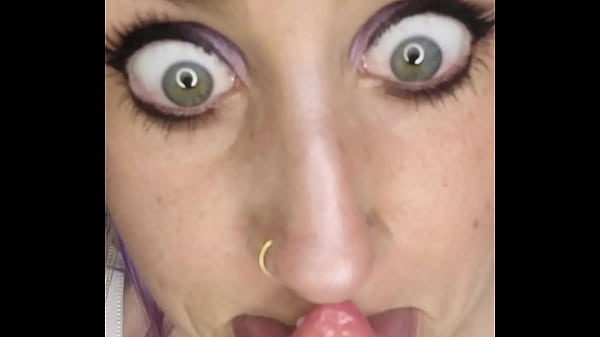 I got all pretty to make my tail alone