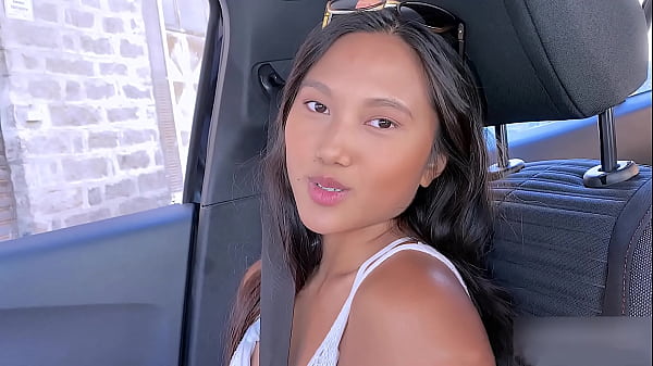 Voudrais-tu me baiser sans préservatif pour laisser tout ton sperme dans ma chatte ?