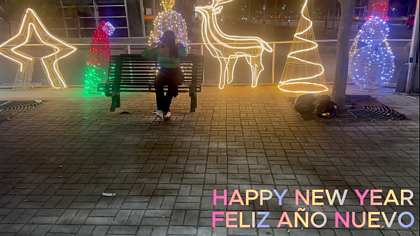 El inicio del AÑO NUEVO me trae suerte con una mujer hermosa, me la follo y la acabo de conocer