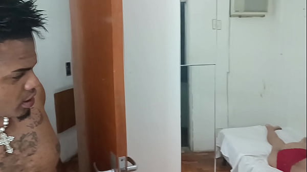 Roberto Alecxander and Chanelxxx18 total orgy