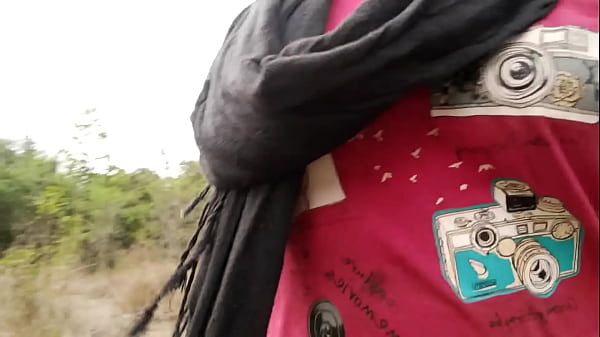 Desi girl went to the forest and did auspicious work and then called her friend to her house and had sex