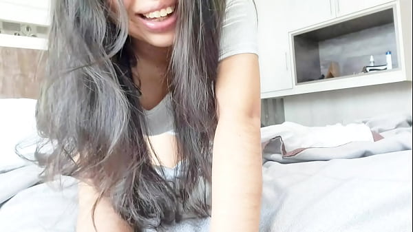 ENTERING A GOOD HOTEL IN LINCE