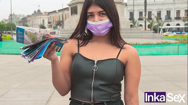 Submissive 18-year-old Venezuelan receives her first anal drilling in the streets of Lima