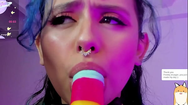 Parte 1: cachonda modelo webcam le gusta los tokens para masturbarse pensando en tu polla dentro de ella.