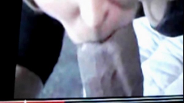 La bella bionda dagli occhi azzurri Mildred ama il suo grosso cazzo indiano americano nero