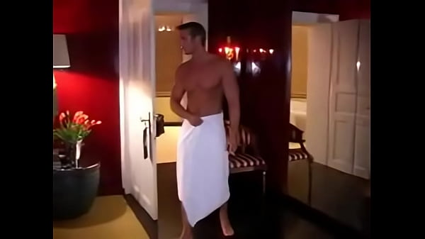 帕维尔·诺沃特尼&yacute_ 独奏