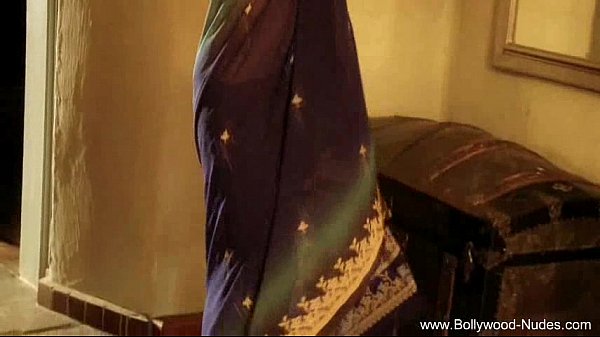 宝莱坞印度女孩微笑